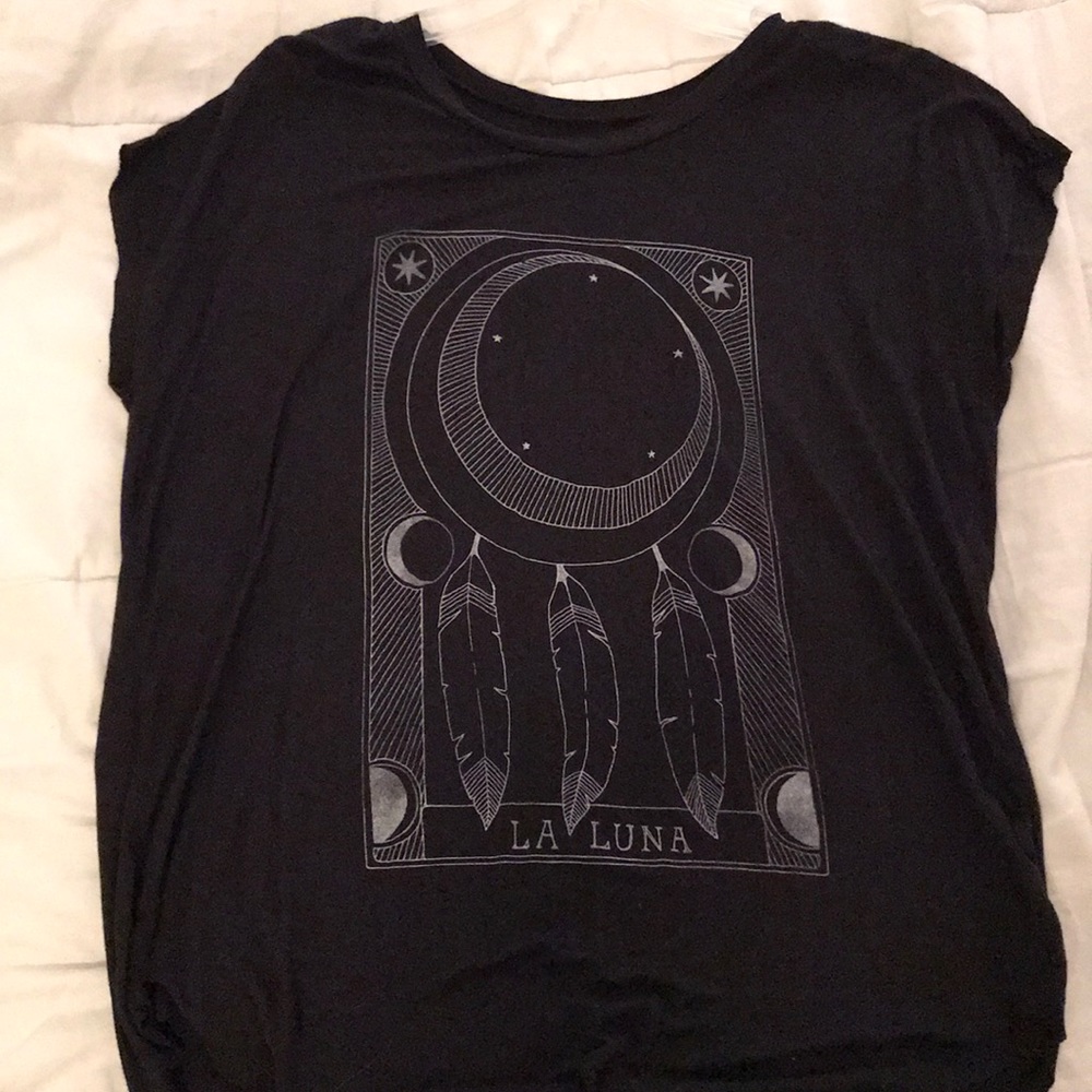 American Eagle tee